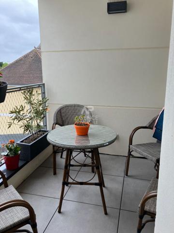 Appartement 5 pièce(s) 103 m2 6 Petit parc €960 000 ** - Référence 4676