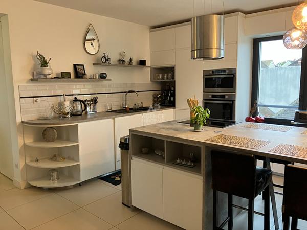 Appartement 5 pièce(s) 103 m2 6 Petit parc €960 000 ** - Référence 4676
