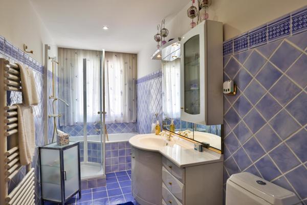 maison à vendre  5 pièces - 211 m2 VILLEFRANCHE SUR MER - 06