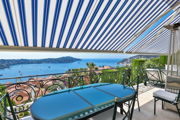 maison à vendre  5 pièces - 211 m2 VILLEFRANCHE SUR MER - 06