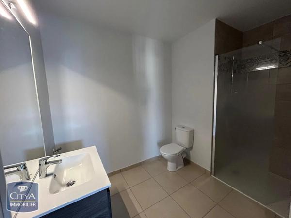 Appartement à louer 2 pièces 42.3m²