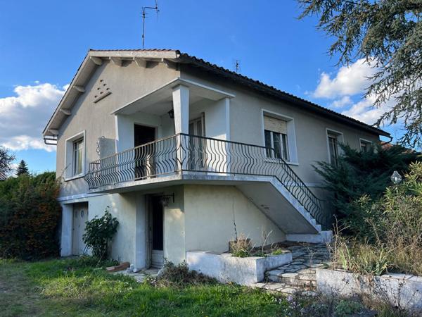 Maison Saint Maixent L Ecole 6 pièce(s) 131 m2
