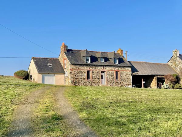 Goudelin (22290) Longère en pierre à la campagne