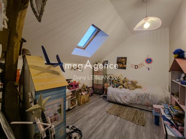 Immeuble à Jouy, 28300 - 265m²