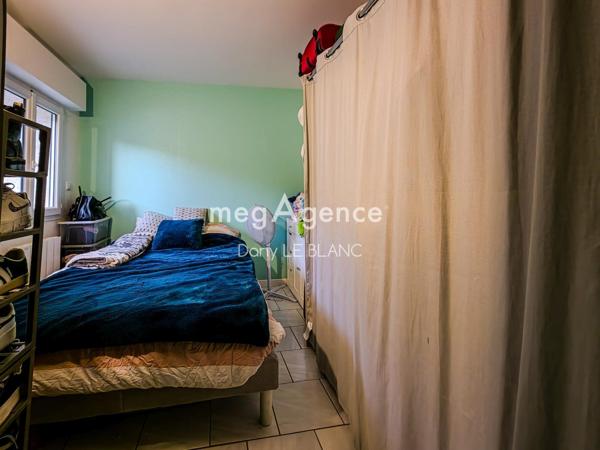 Immeuble à Jouy, 28300 - 265m²