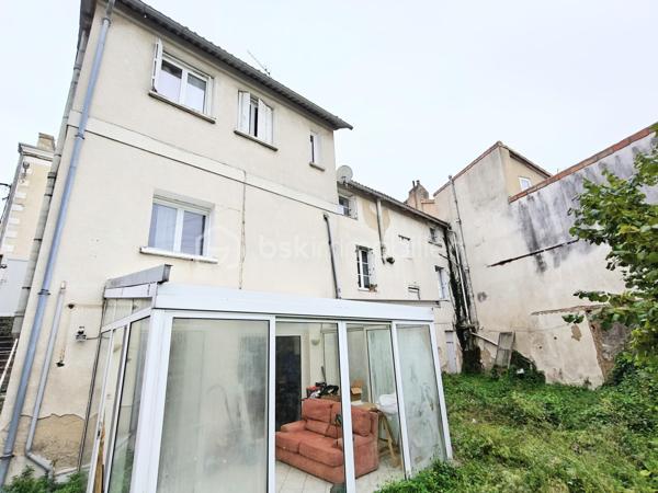 Immeuble mixte de 192 m²