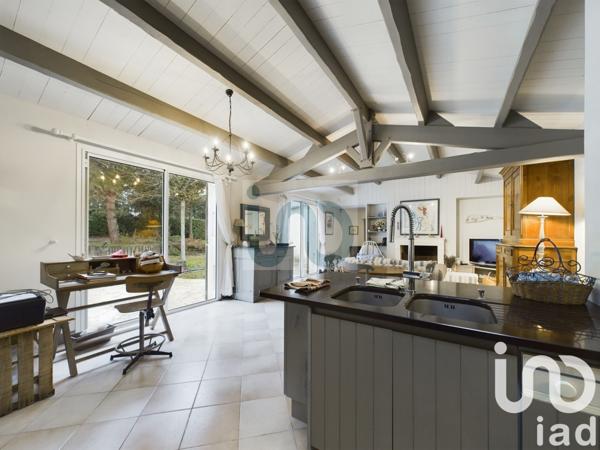 Maison traditionnelle 5 pièces de 134 m² à La Couarde-sur-Mer (17670)