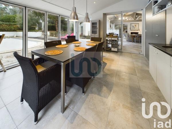 Maison traditionnelle 5 pièces de 134 m² à La Couarde-sur-Mer (17670)