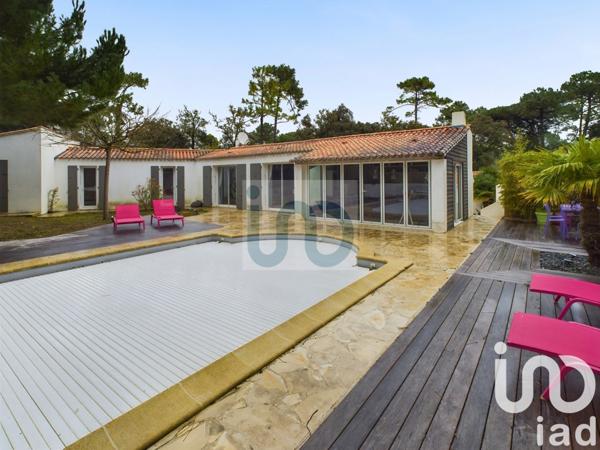 Maison traditionnelle 5 pièces de 134 m² à La Couarde-sur-Mer (17670)