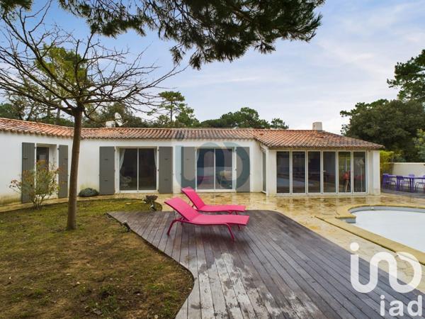 Maison traditionnelle 5 pièces de 134 m² à La Couarde-sur-Mer (17670)