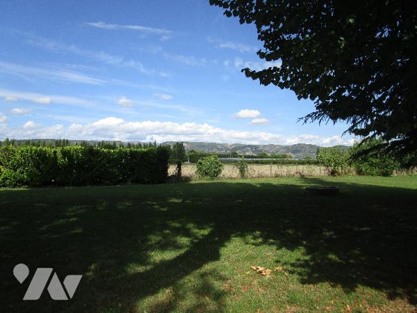 VUE SUR LES MONTS ARDECHOIS !!!