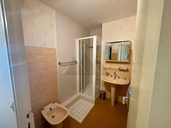 A VENDRE BENODET GRAND STUDIO 47.43 m2 rdc avec Vue mer