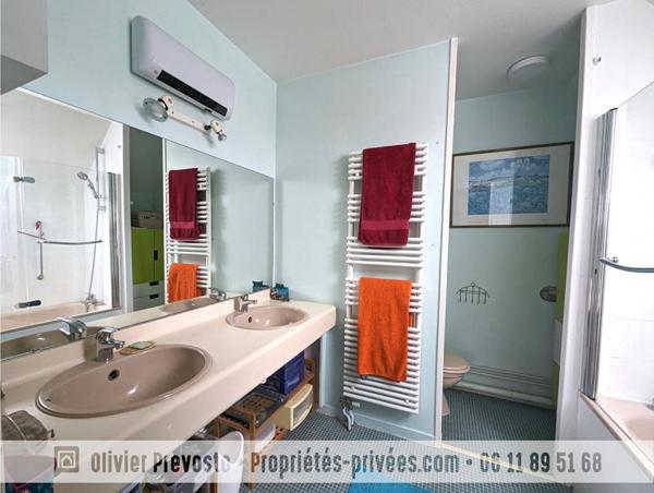 Maison  6 pièce(s) 162 m2