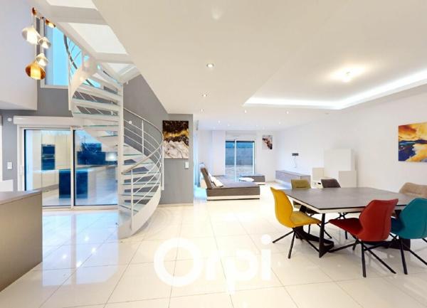 Maison à vendre    5 pièces •  Villerupt