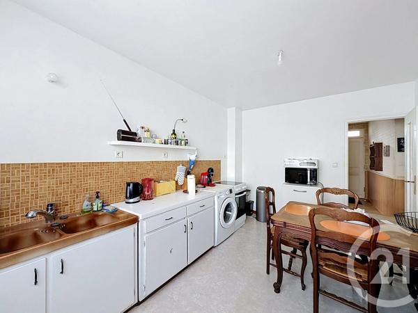 Maison à vendre  4 pièces - 88,42 m 2   LAMBALLE  - 22