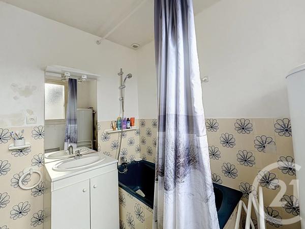 Maison à vendre  4 pièces - 88,42 m 2   LAMBALLE  - 22