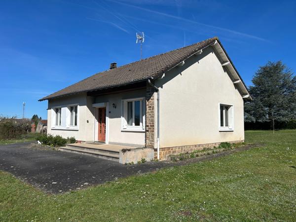 Maison de plain-pied située à Chateauponsac (87290), implantée sur un terrain de 2180m² clos.