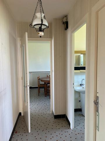 Maison de plain-pied située à Chateauponsac (87290), implantée sur un terrain de 2180m² clos.