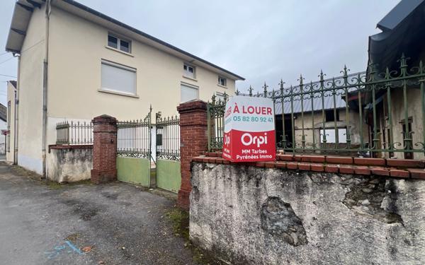 Maison à louer    5 pièces • 136 m2 Juillan