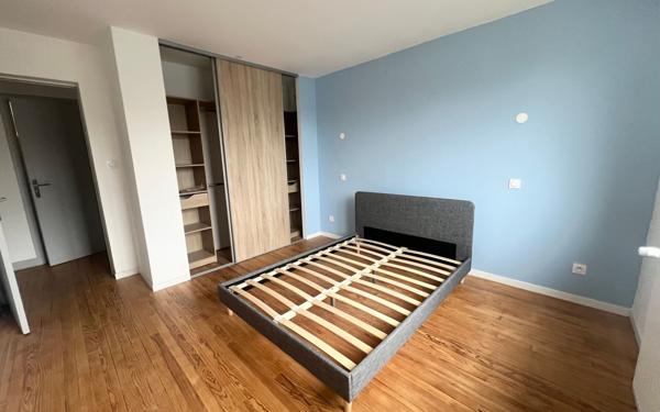 Maison à louer    5 pièces • 136 m2 Juillan