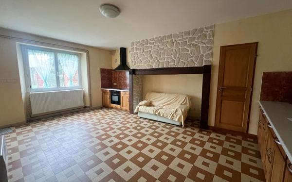 Maison à louer    5 pièces • 136 m2 Juillan