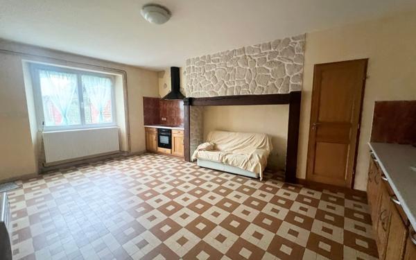 Maison à louer    5 pièces • 136 m2 Juillan