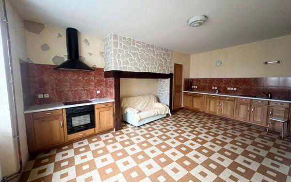 Maison à louer    5 pièces • 136 m2 Juillan