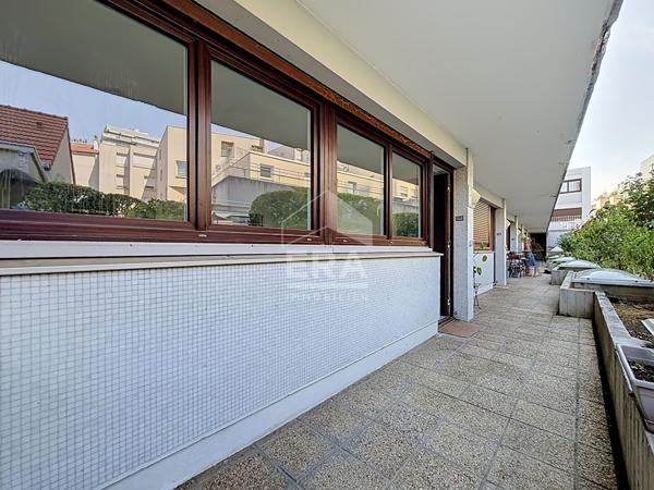 Paris 15ème location vide 3 Pièces - 52m2