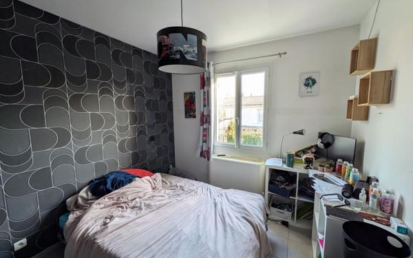 Maison à vendre    4 pièces •  Entraigues-sur-la-Sorgue