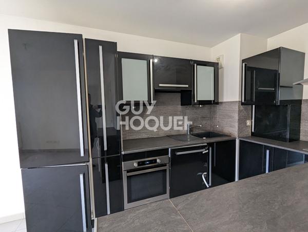 Appartement T2 rez de jardin à vendre à Décines Charpieu -