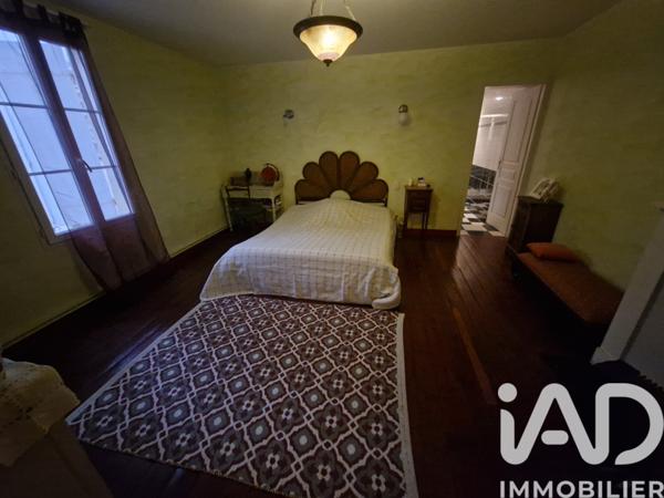 Maison à vendre 5 pièces 189 m² Saint-Savinien