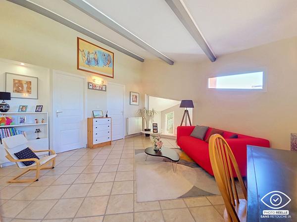 Villa Castanet Tolosan 5 pièces, en impasse, proche des commodités avec piscine