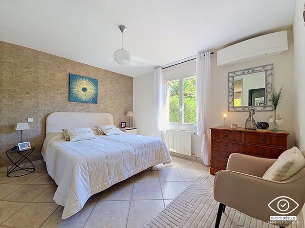 Villa Castanet Tolosan 5 pièces, en impasse, proche des commodités avec piscine