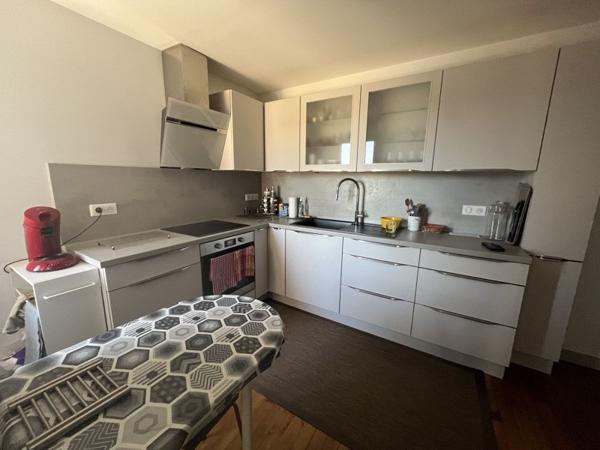 Immeuble à vendre 213 000 € La Rochefoucauld 268 m² DPE D