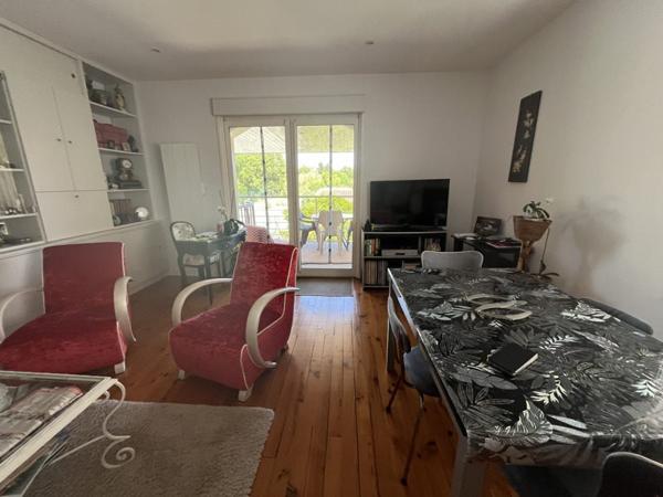 Immeuble à vendre 213 000 € La Rochefoucauld 268 m² DPE D