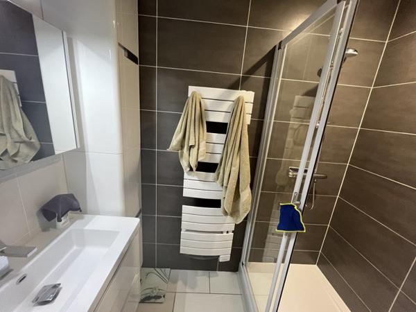 Immeuble à vendre 213 000 € La Rochefoucauld 268 m² DPE D