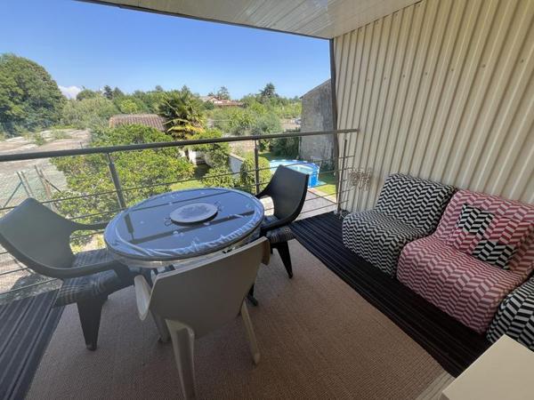 Immeuble à vendre 213 000 € La Rochefoucauld 268 m² DPE D