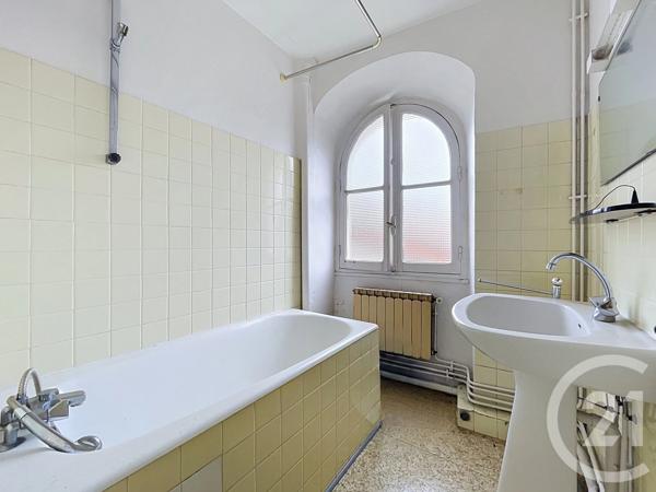 Immeuble à vendre  168 m 2   ESPALY ST MARCEL  - 43