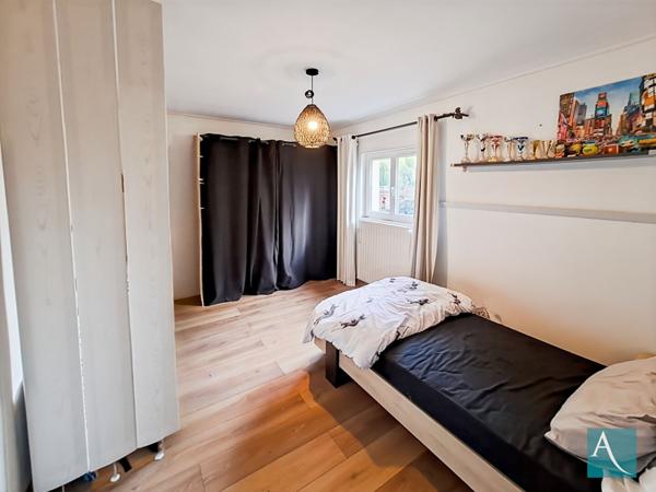 Maison Plain-Pied à Saint Germain Les Arpajon 5 pièces, 3 chambres