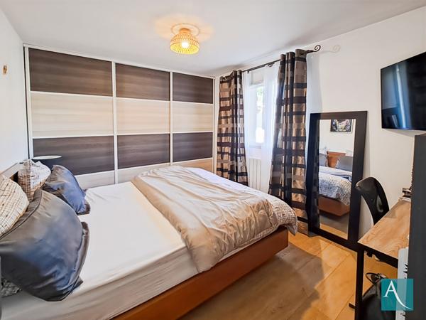 Maison Plain-Pied à Saint Germain Les Arpajon 5 pièces, 3 chambres