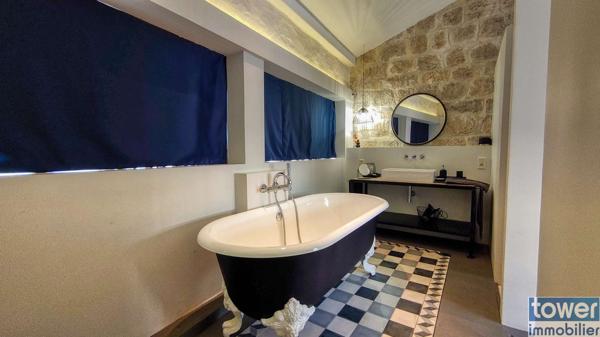 Maison de village 8 pièce(s) 5 chambre(s) 280 m²