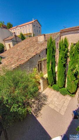 Maison de village 8 pièce(s) 5 chambre(s) 280 m²