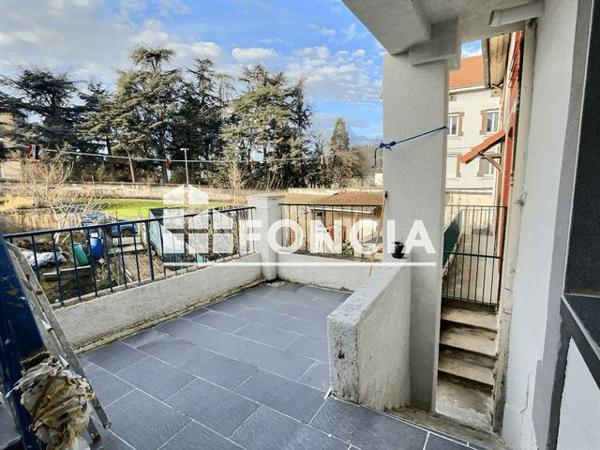 À vendre Immeuble 174 m² - Le Chambon-feugerolles 42500