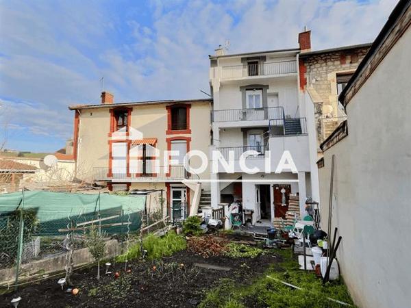 À vendre Immeuble 174 m² - Le Chambon-feugerolles 42500