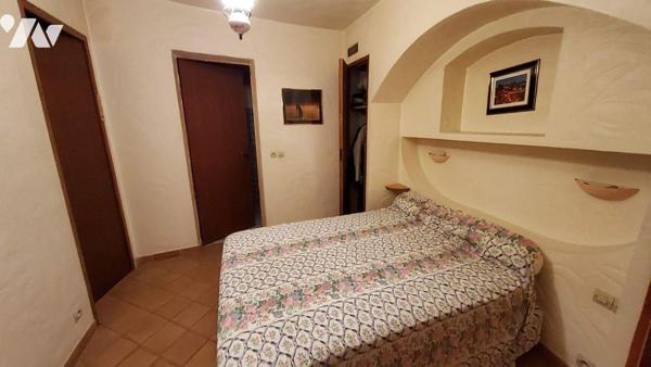 A VENDRE COLLOBRIERES (VAR) - 83610 - MAISON DE VILLAGE 128 M2 COMPOSEE DE 3 APPARTEMENTS + CAV...