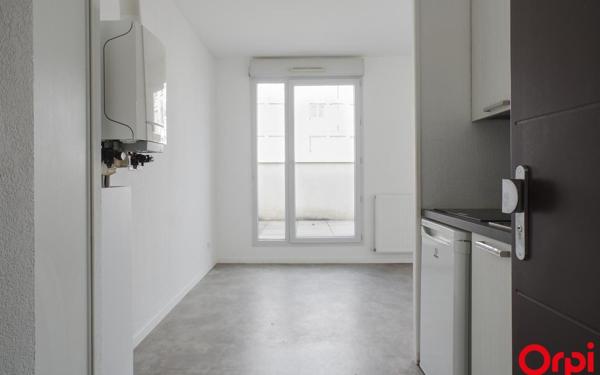 Appartement à louer    1 pièce •  Vaulx-en-Velin