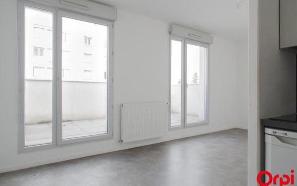 Appartement à louer    1 pièce •  Vaulx-en-Velin