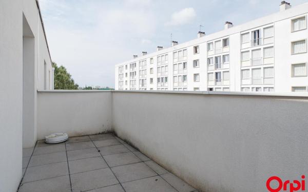 Appartement à louer    1 pièce •  Vaulx-en-Velin