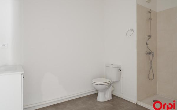 Appartement à louer    1 pièce •  Vaulx-en-Velin