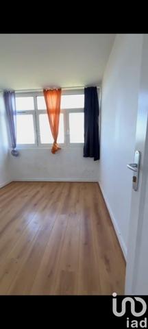 Appartement à vendre 4 pièces 69 m² Évry